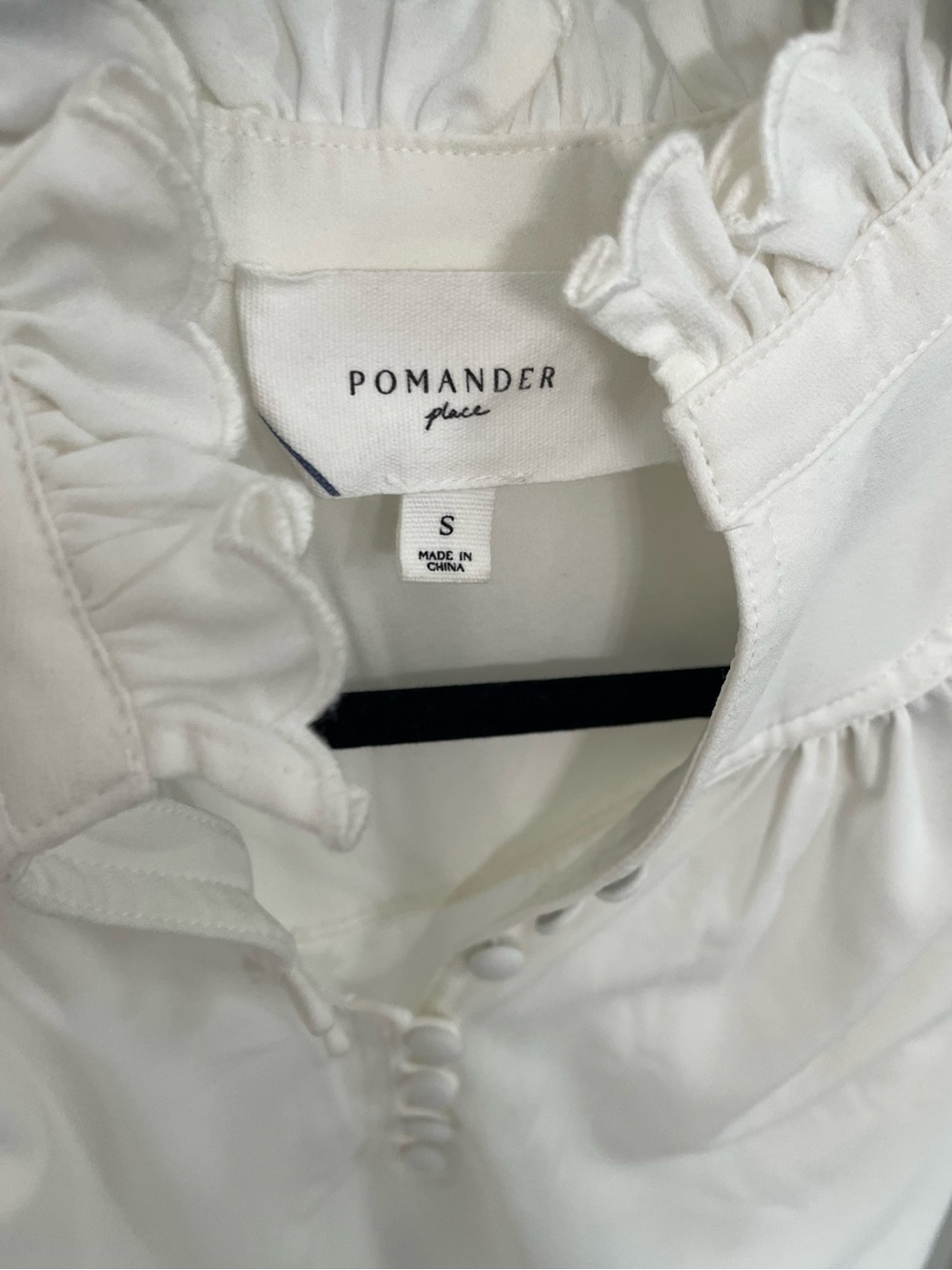 Tuckernuck Pomander Place White Selena Blouse Size Small.    24 - Picture 5 of 10